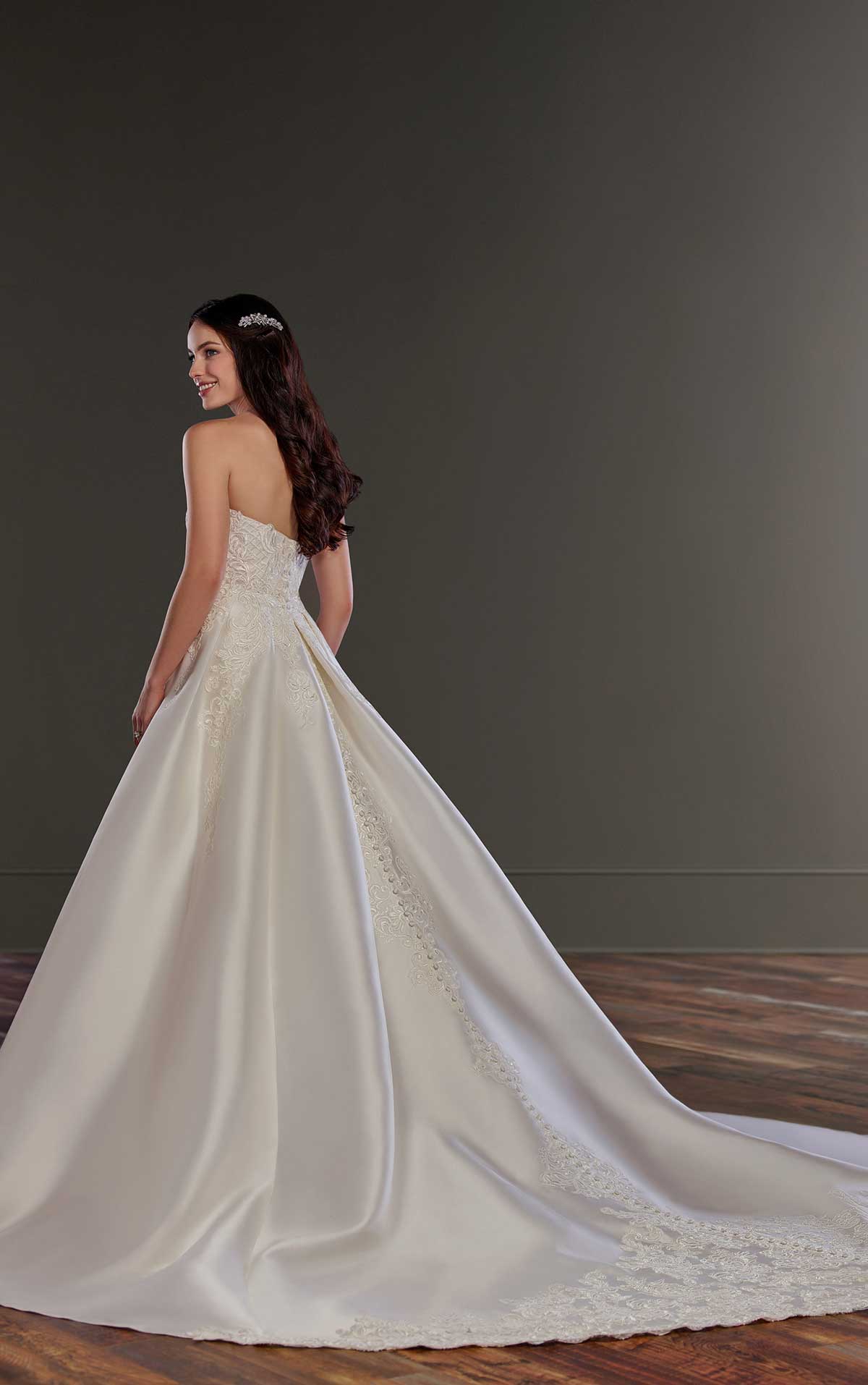 909 Wedding Dress - Wedding Atelier NYC Martina Liana - New York City Bridal  Boutique