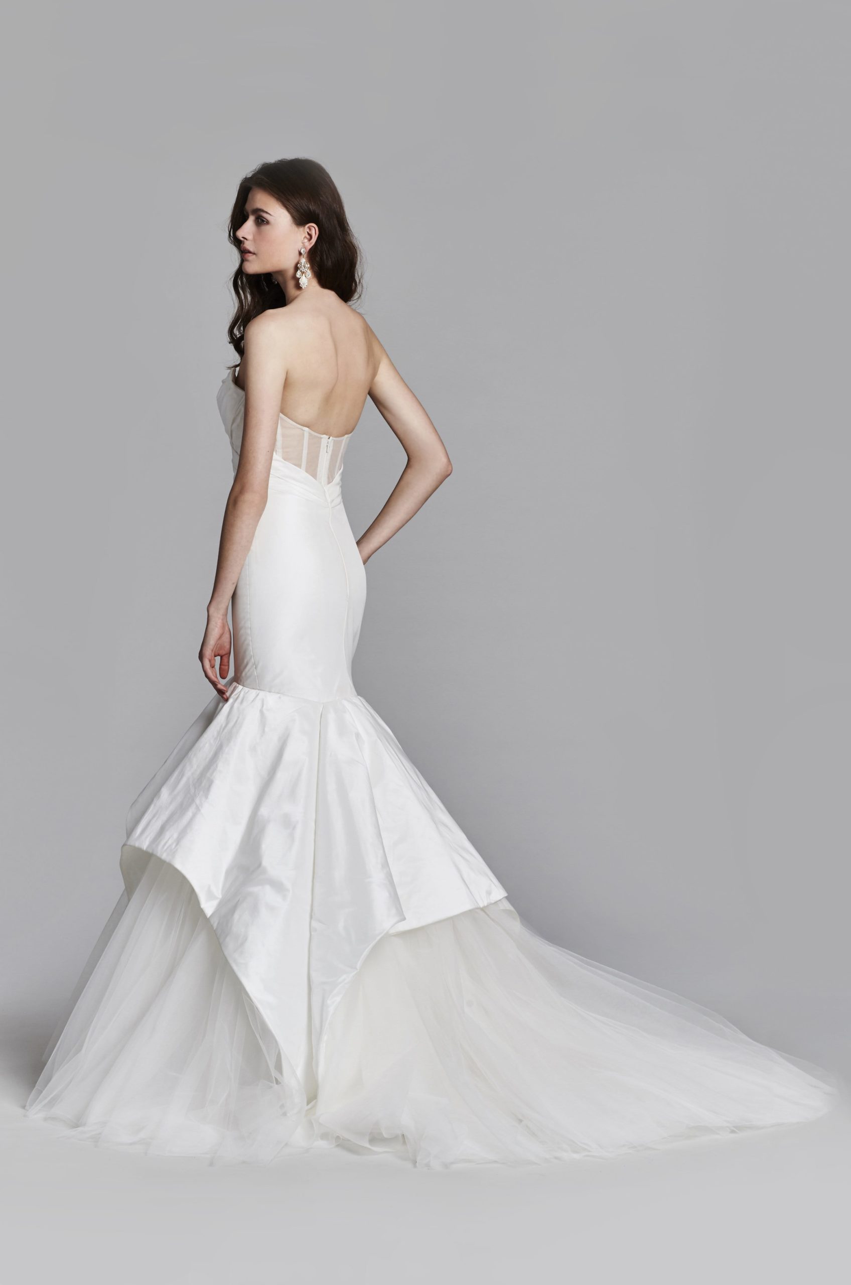 8702 Wedding Dress - Wedding Atelier NYC Jim Hjelm