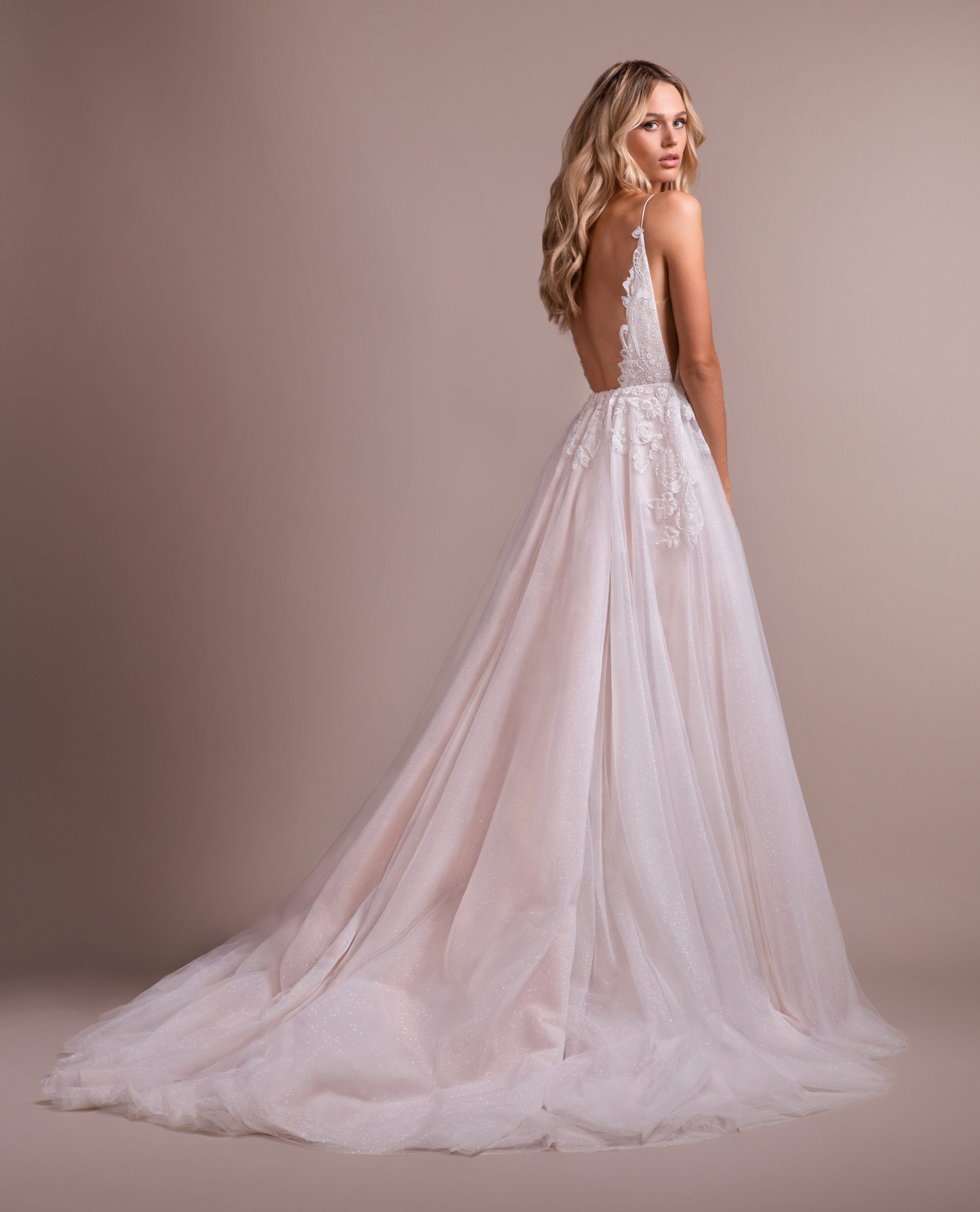 Nash 6904 Wedding Dress - Wedding Atelier NYC Hayley Paige - New York City Nash 6904 Wedding Dress - Wedding Atelier NYC Hayley Paige - New York City