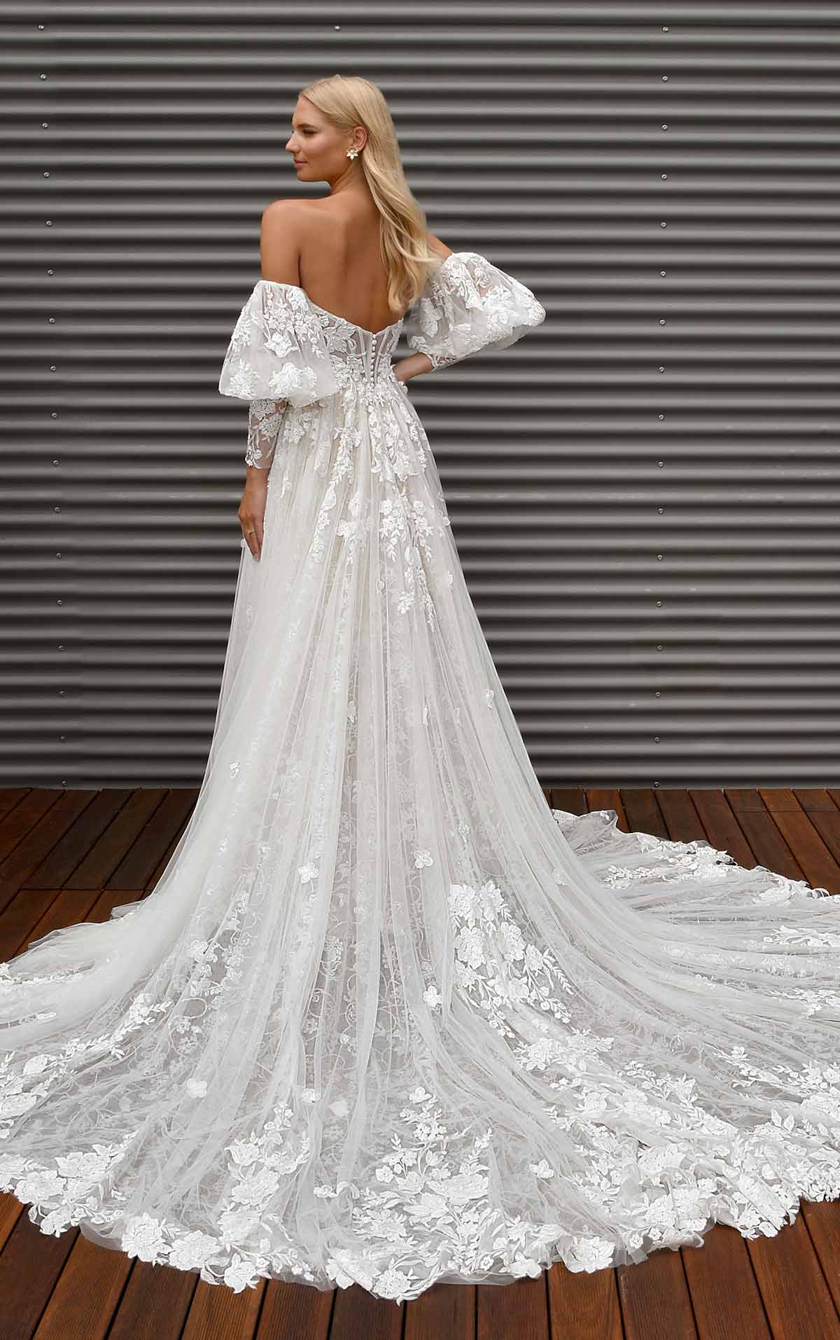 1419 Wedding Dress - Wedding Atelier NYC Martina Liana - New York City Bridal Boutique 1419 Wedding Dress - Wedding Atelier NYC Martina Liana - New York City Bridal Boutique