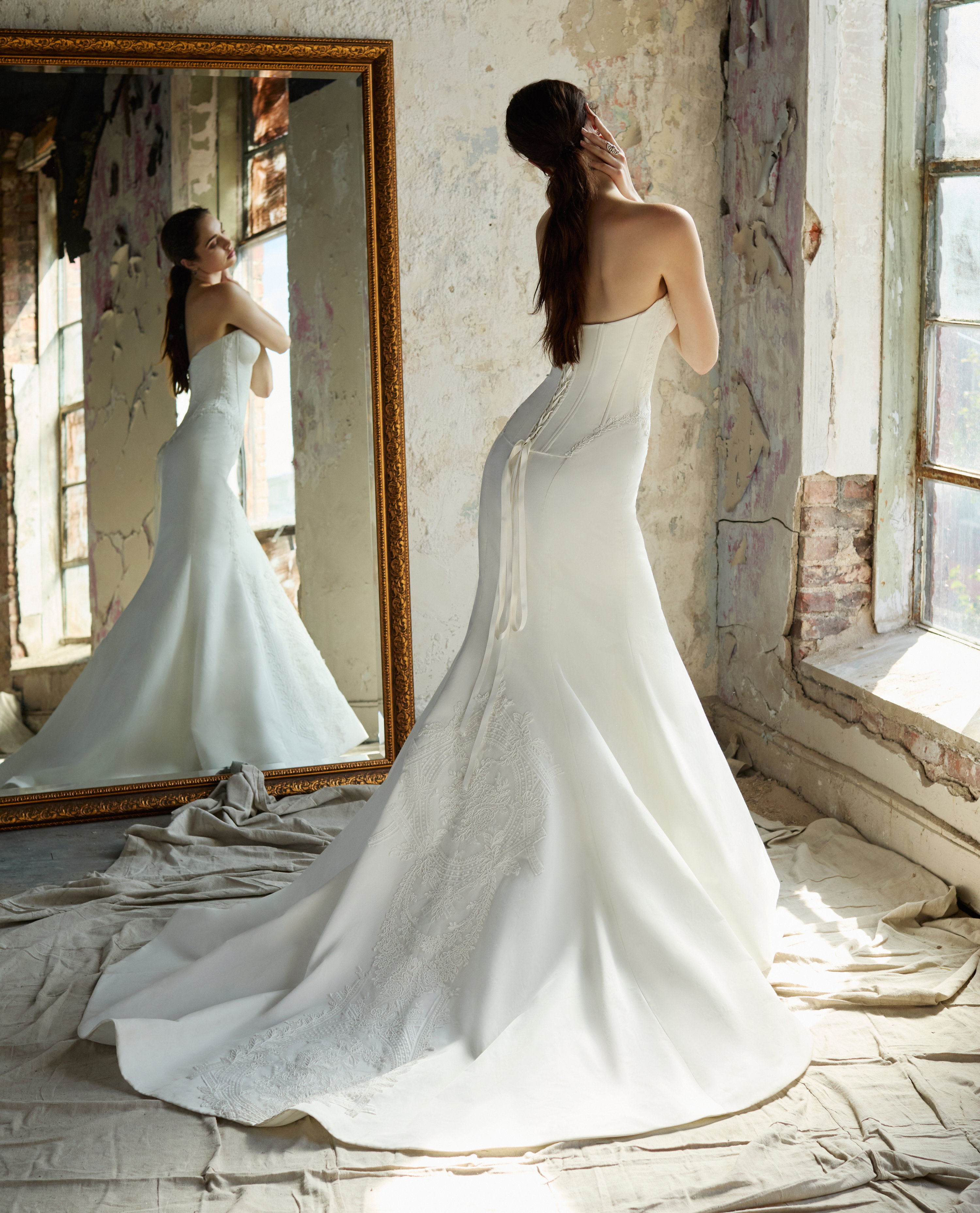 Yesi 3851 Wedding Dress - Wedding Atelier NYC Lazaro - New York City Bridal  Boutique