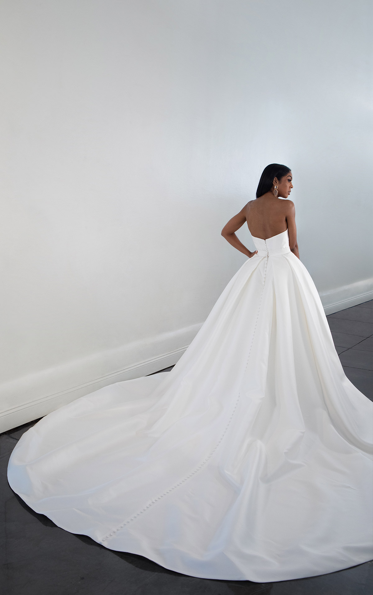 Martina Liana Wedding Dresses in the US & Canada