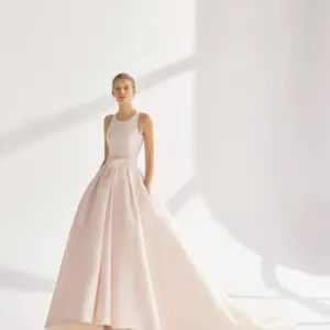 Rosa Clara Riam Wedding Dress - Pink princess, midi length, round neckline, elegant straps, classic skirt with pockets and a long train.