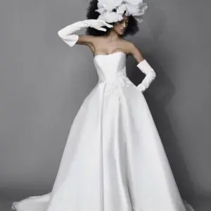 Vera Wang Julianne Wedding Dress - Ballgown style dress with a sweetheart neckline, fitted bodice, flower detail over hip, and train.