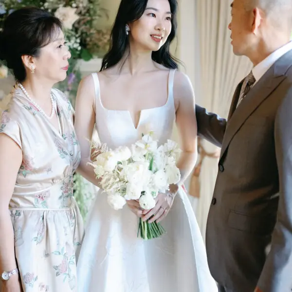 Xianya & Jaron Wedding Day - Bloomsbury By Suzanne Neville Wedding Dress