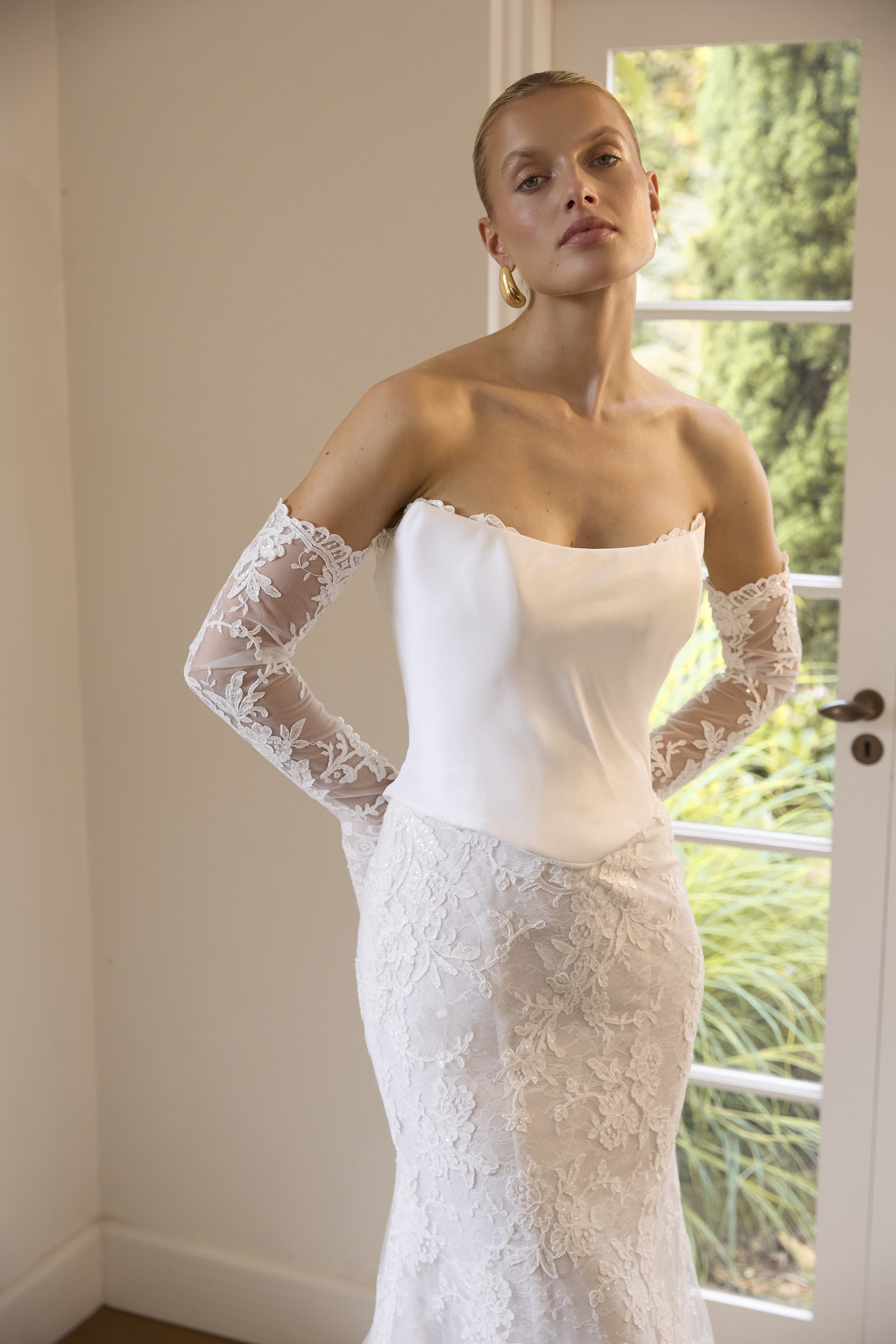 Bobbie Wedding Dress - Wedding Atelier NYC - La PremiereNew York City Bridal  Boutique