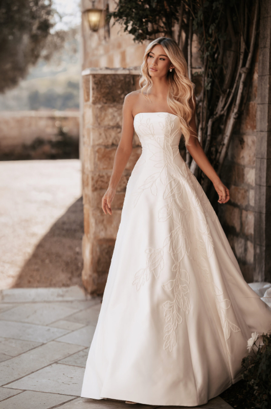Martina Liana 2062 Wedding Dress - Couture Romantic Sexy A-Line Bridal Gown with Princess Seams, Strapless Straight Neckline, Embroidery Floral Details in Mikado Fabric.