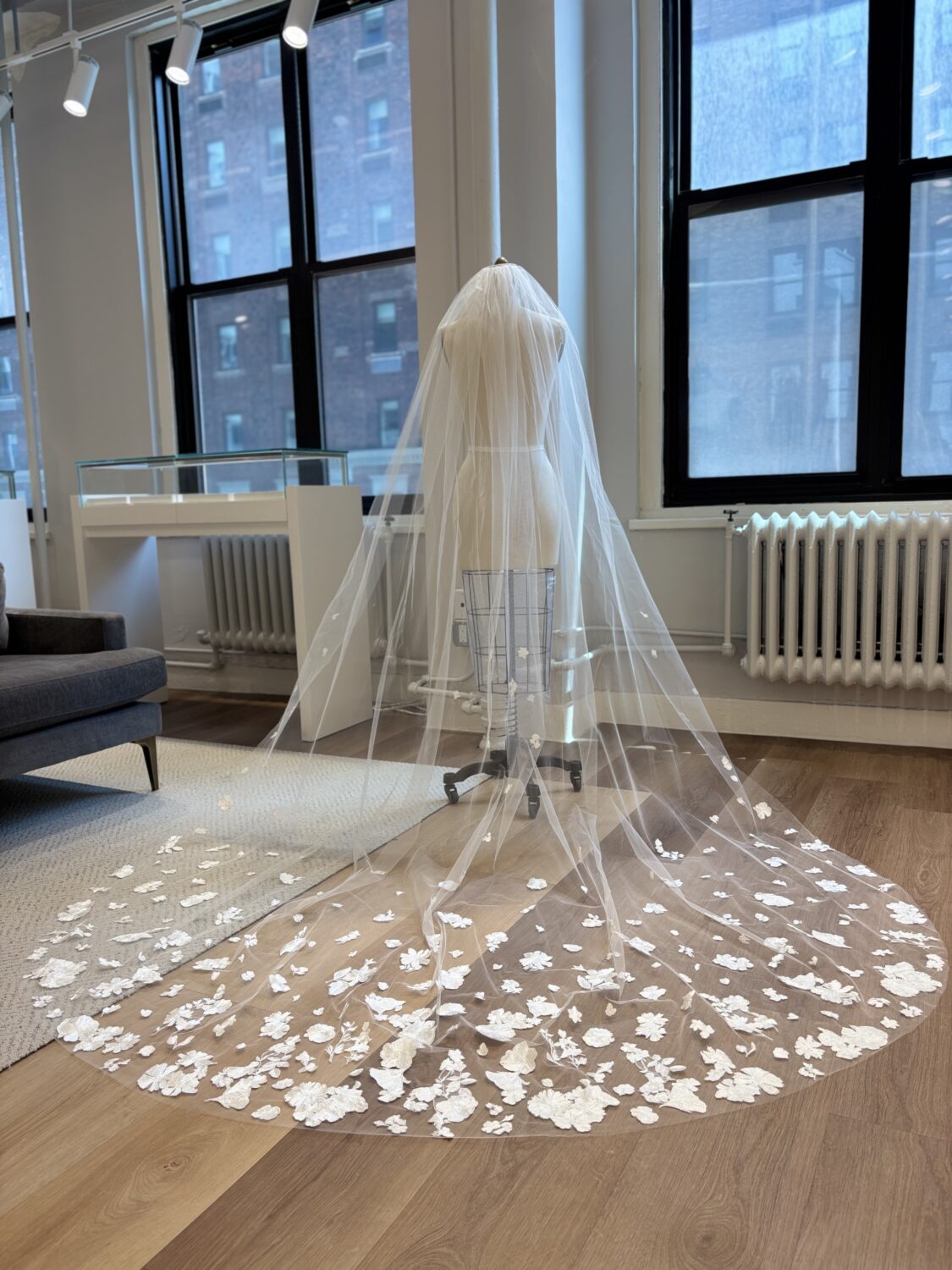 Wedding Atelier Private Collection Jodi 108-PHLace Veil