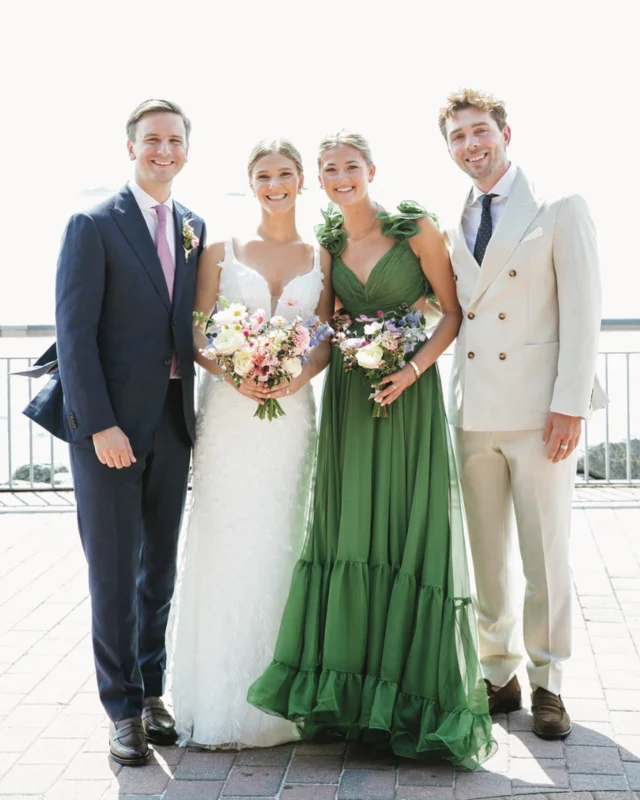 N E W  Y O R K  R E A L  W E D D I N G 🤩🥂

We are out of words with Zoe’s wedding day! 

Our spectacular #weddingateliernycbride said “I DO” at the beautiful Liberty Ware House by the water, with stunning views to The statue of liberty. 

Zoe was glowing in her @suzanneneville ‘Pellicano’ dress. 💕🌷💘

She shared with us her love story; 

“We met on Hinge - I messaged Jack first and we met on a Monday night in the East Village and have been together since!! The wedding day was a true reflection of us as a couple and individuals - we had the best time and would do it again!!!”

Also, her wedding dress shopping tips; 

“WA did such a good job helping me find a dress that felt like me and I was excited about! It was a really easy process! I was so happy with my dress and highly recommend them!!” 

Bride: @zeemartina
Bridal gown salon: @weddingatelier_nyc
Bridal gown designer: @suzanneneville
Photographer: @levistolove
Venue: @thelibertywarehouse 
Florist: @stemsbrooklynweddings 
Music: @faze_4_orchestras 
Production: @pegasusproductions 

#weddingateliernyc #weddingateliernycbride 
#suzanneneville #suzannenevillebride