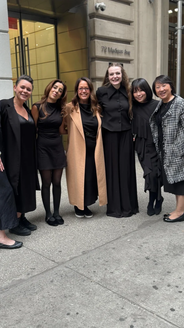 Suzanne Neville 2026 Designer Day has been concluded successfully!! SO many brides & mothers had a chance to talk to Suzanne and have her designed, sketched their dream dresses!!! It was a magical weekend! ✨🌸💖

And we can’t wait to see Suzanne again already!!! 💕🌷✨

Suzanne, we love having you over in New York! 😍✨🥂💫

Wedding dress designer: @suzanneneville 
Wedding dress boutique: @weddingatelier_nyc 

#suzanneneville #suzannenevillebride #weddingateliernyc #weddingateliernycbride #classicwedding