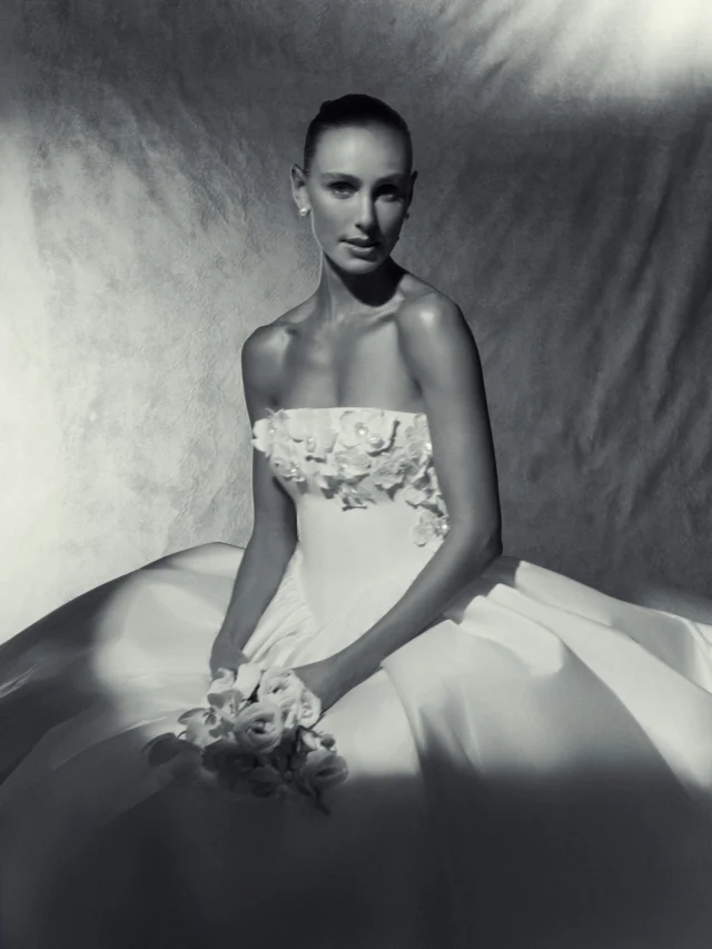 We are so excited to introduce the gorgeous ‘Lightness’ Collection by Stephanie Cachapuz! ✨👏🏼🤩

Soon at Wedding Atelier!!

Wedding Dress Boutique: @weddingatelier_nyc
Wedding Dress Designer: @stephaniecachapuz

#weddingateliernyc #weddingateliernycbride #stephaniecachapuz #stephaniecachapuzbride