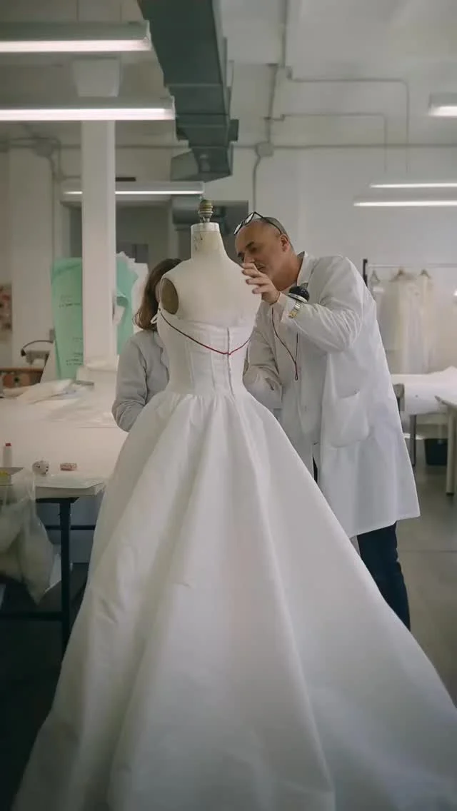 A  D E S I G N E R ‘ s  I N S P I R A T I O N  P R O C E S S 💖✨

Peter Langner’s stunning new collection! 🌷🌸💕

Wedding dress boutique: @weddingatelier_nyc 
Wedding dress designer: @peterlangner 

#weddingateliernyc #weddingateliernycbride #peterlangner #peterlangnerbride #weddingdressdesigner