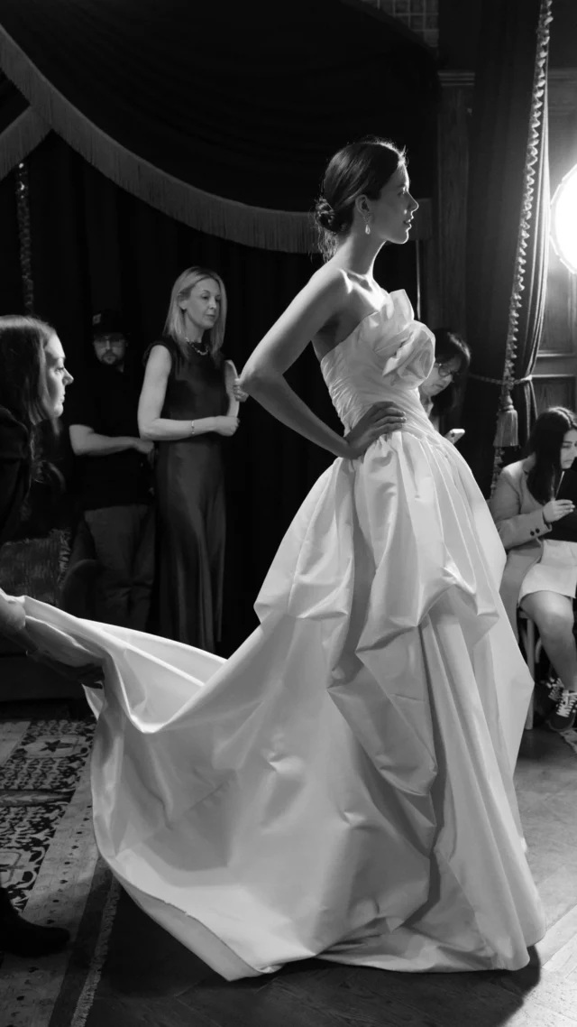 Trunk Show Alert! ✨

We are thrilled to announce that we will be hosting Enaura’s Trunk Show from August 14th to 23rd 🙌🏼🙌🏼

📍Location: 72 Madison Ave, New York.

Don’t miss out on this exciting opportunity ! Book your appointment now! 

Wedding dress boutique: @weddingatelier_nyc
Wedding dress designer: @enauranewyork 

#bridesofinstagram #enaura #enaurabridal #foryoupage