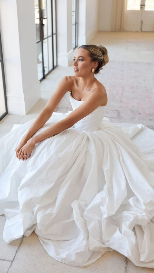 S H E H Z A R I N  B A T H A ✨💫 S T O R E  P R E M I E R E! 

We are so excited to announce that Shehzarin Batha’s wedding dresses are arriving at Wedding Atelier, 72 Madison Avenue, New York, on October 16th!

We can’t wait to see our beautiful brides try on the new collection. ✨

Appointments are limited, so book yours now!

Wedding Dress Boutique: @weddingatelier_nyc
Wedding Dress Designer: @shehzarinbathacouture 

#weddingateliernyc #weddingateliernycbrides #shehzarinbatha #shehzarinbathacouturebride